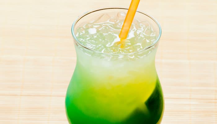 Você está visualizando atualmente Drink de Maça Verde com Leite Condensado